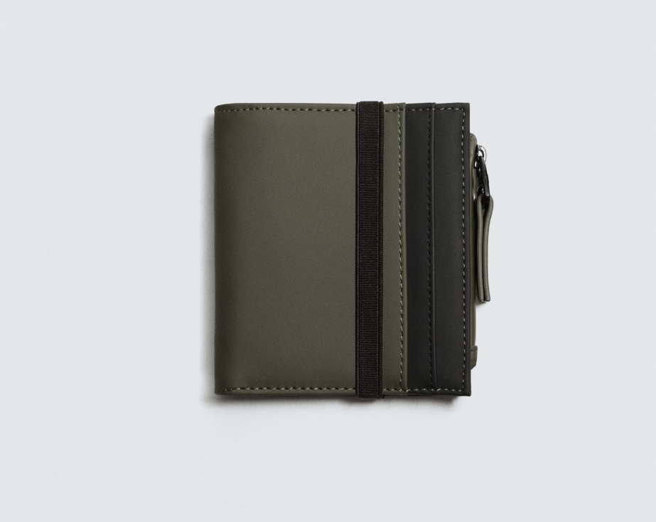 RUBBERIZED COIN WALLET